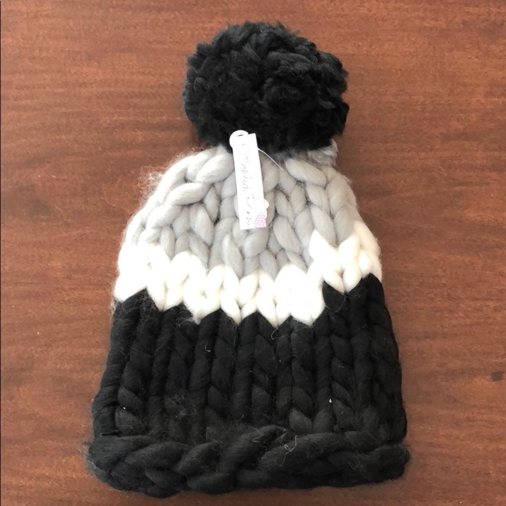 Black Pom Pom Hat